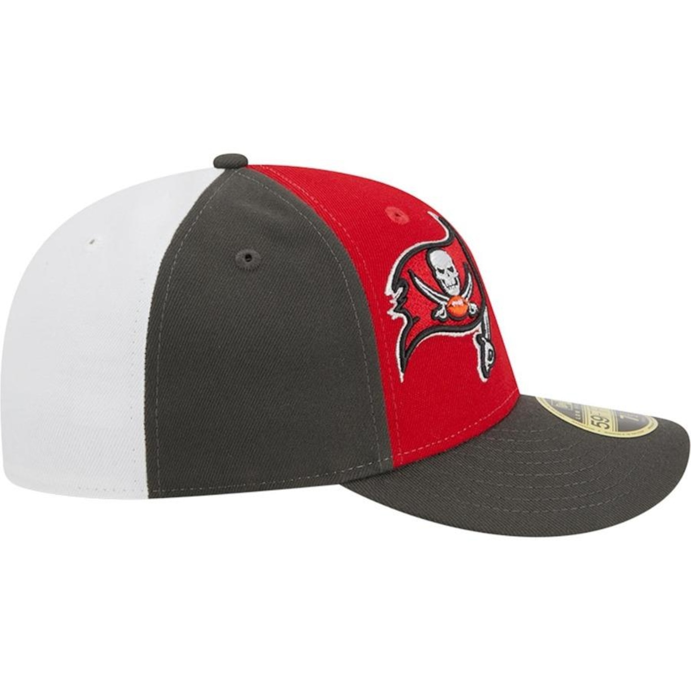 Boné Aba Curva New Era 59Fifty Fitted Low Profile Tampa Bay Buccaneers Sideline 2023 - Fechado - Masculino - Foto 6