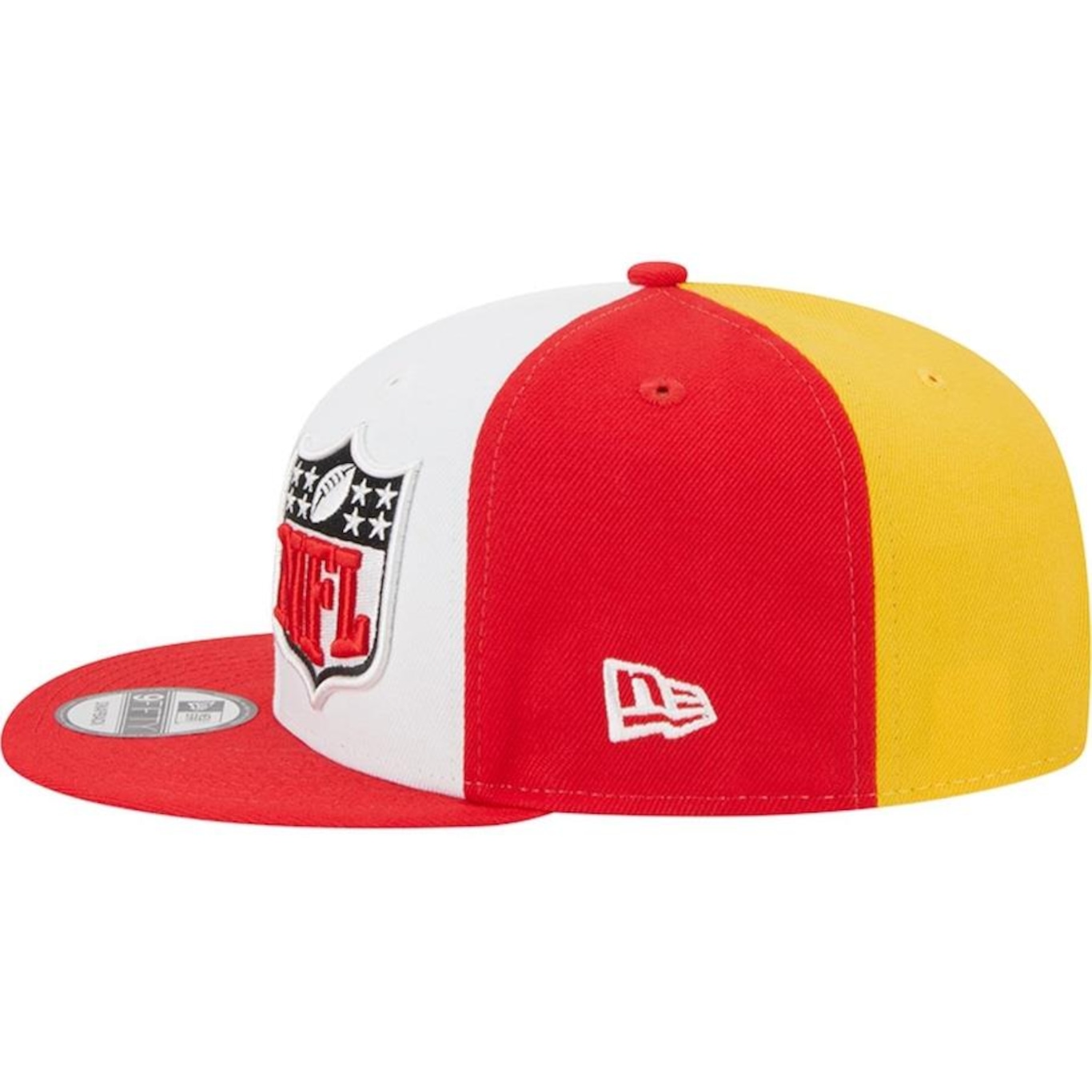 Boné Aba Reta New Era 9Fifty Kansas City Chiefs Sideline 2023 - Snapback - Masculino - Foto 2