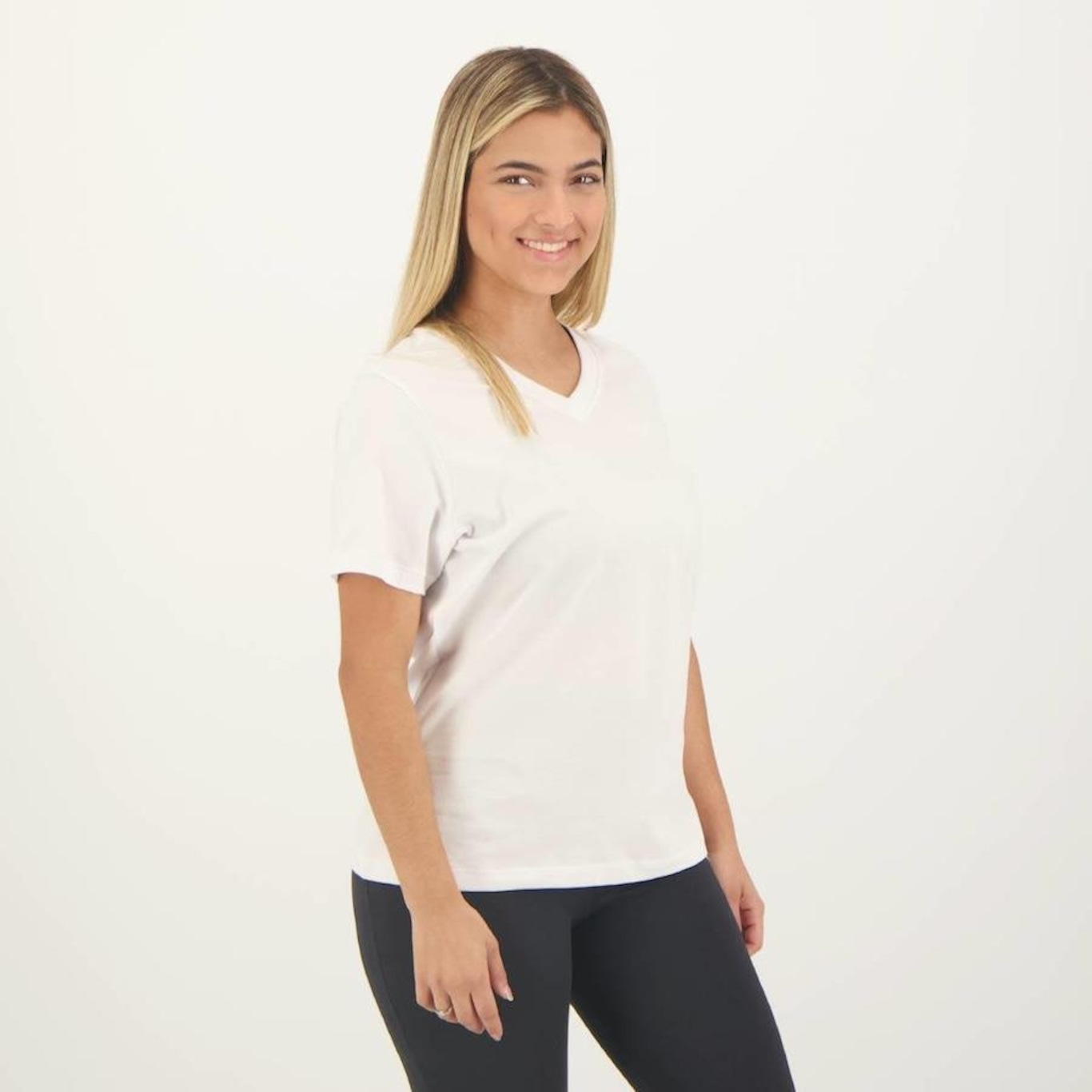 Camiseta Fila Basic - Feminina - Foto 4