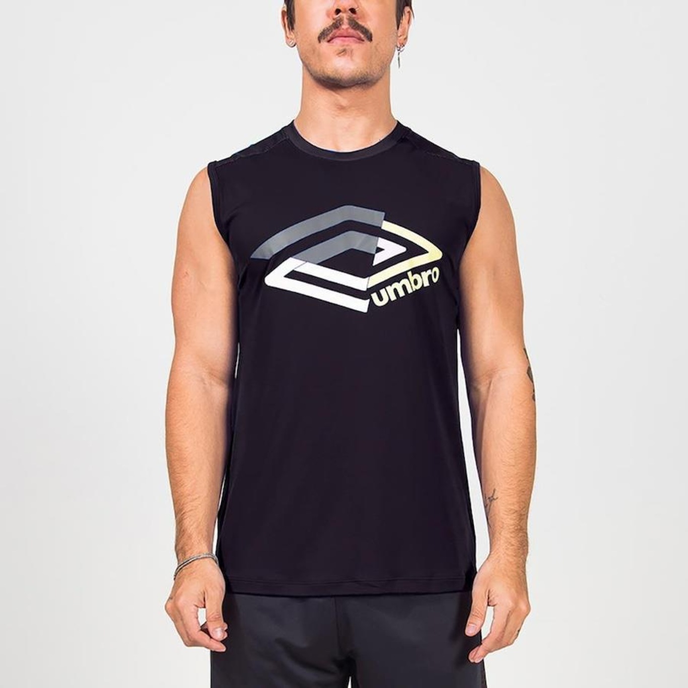 Camiseta Regata Umbro Skill - Masculina - Foto 1