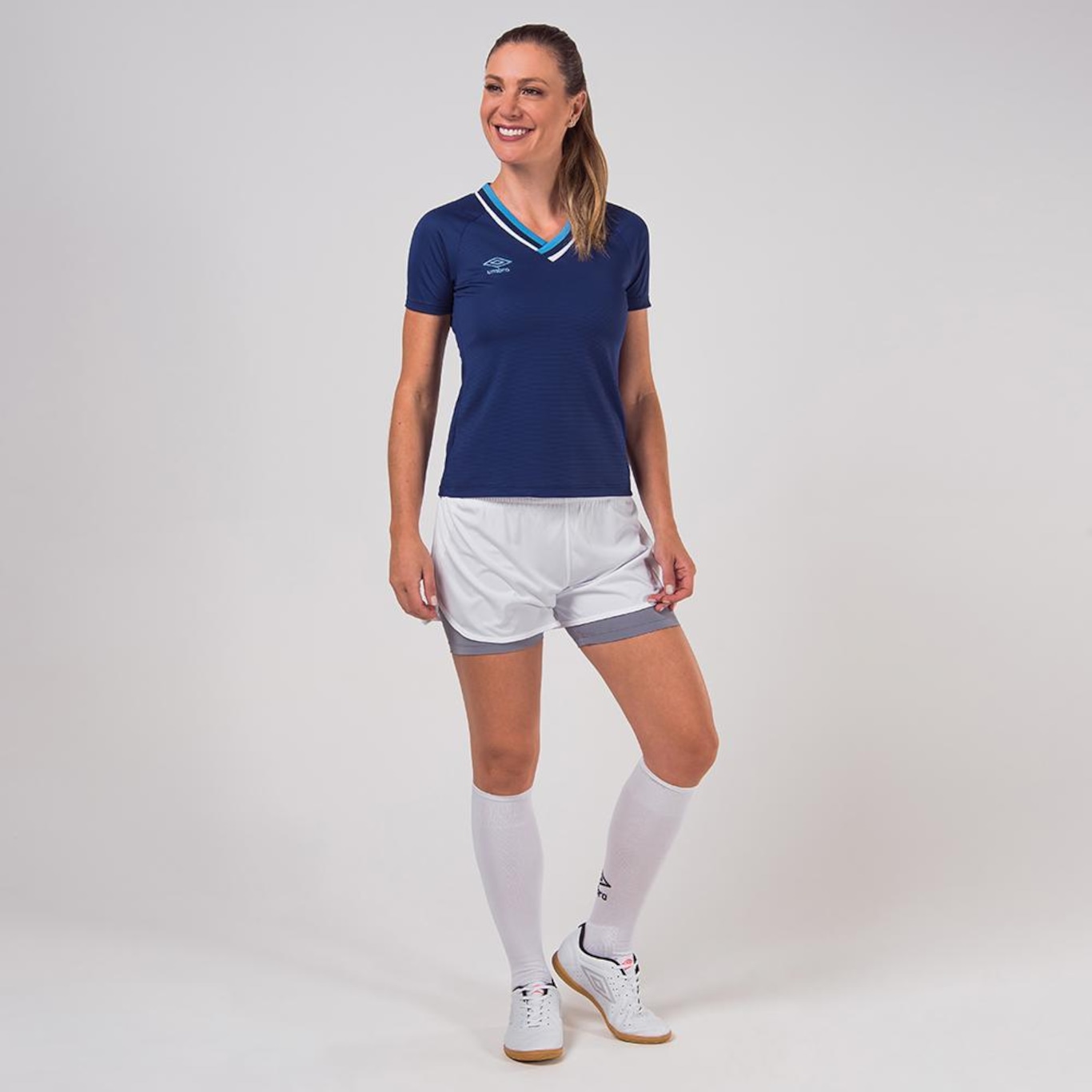 Shorts Umbro TWR Double - Feminino - Foto 4