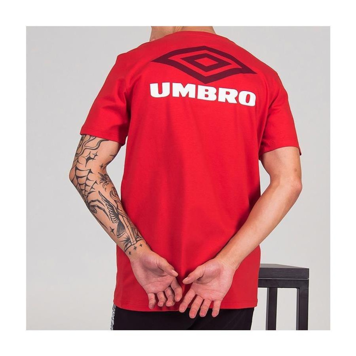 Camiseta Umbro Diamond Duo - Masculina - Foto 2