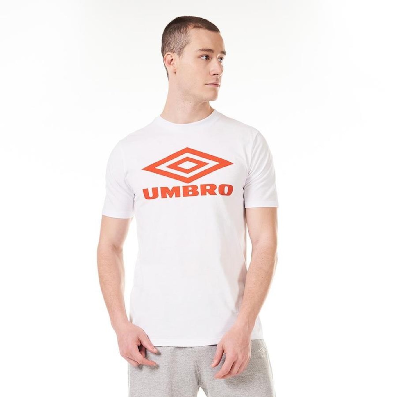 Camiseta Umbro Large Logo Duo - Masculina - Foto 2