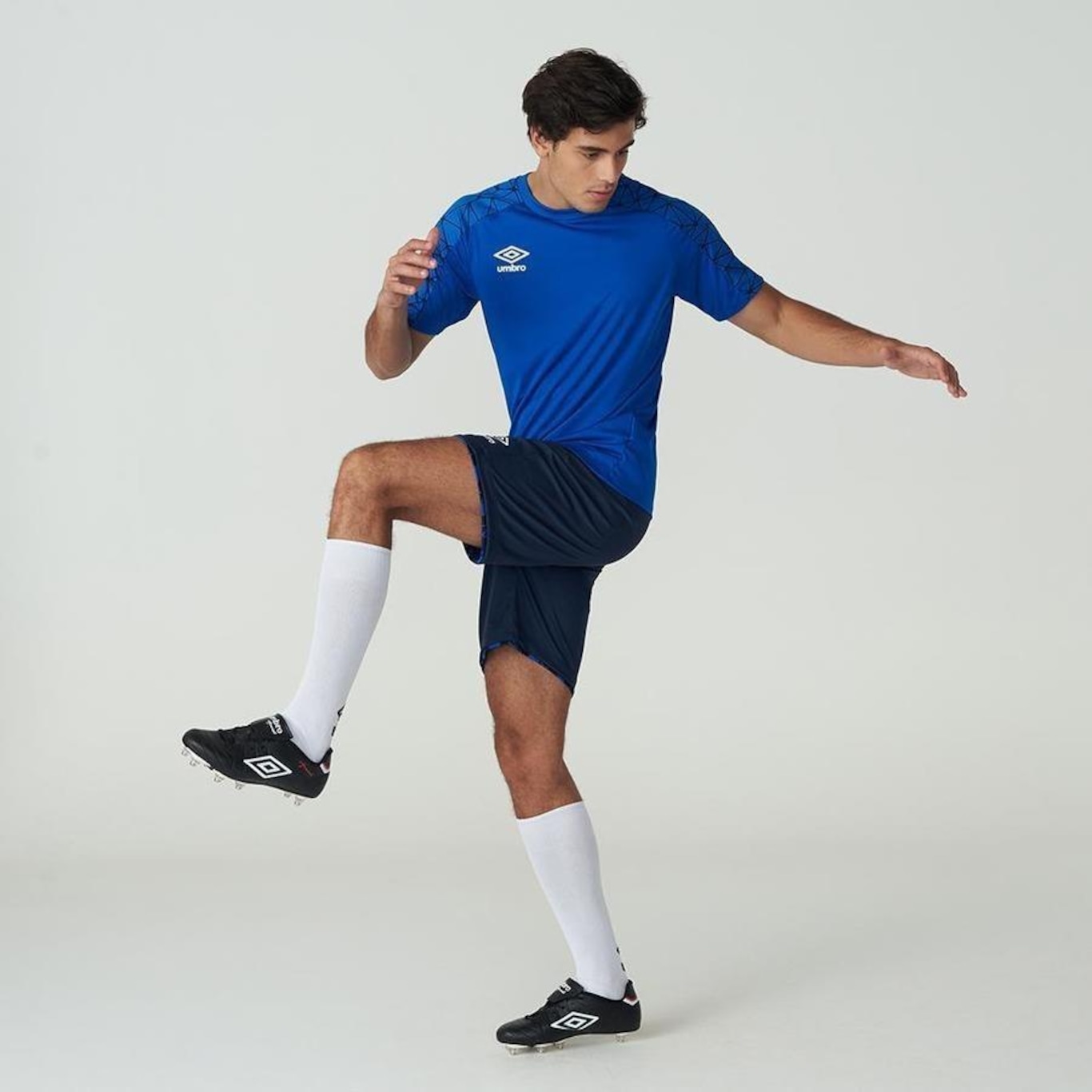 Camiseta Umbro Connection - Masculina - Foto 2