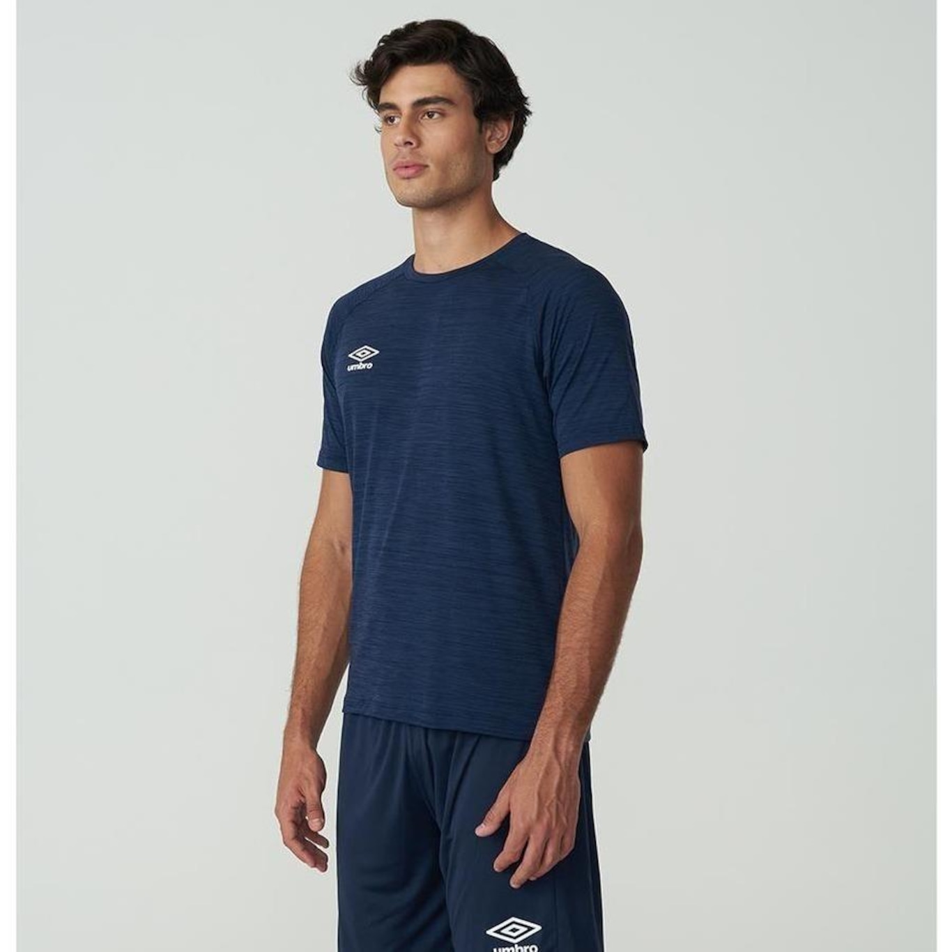 Camiseta Umbro Blend Tape - Masculina - Foto 2