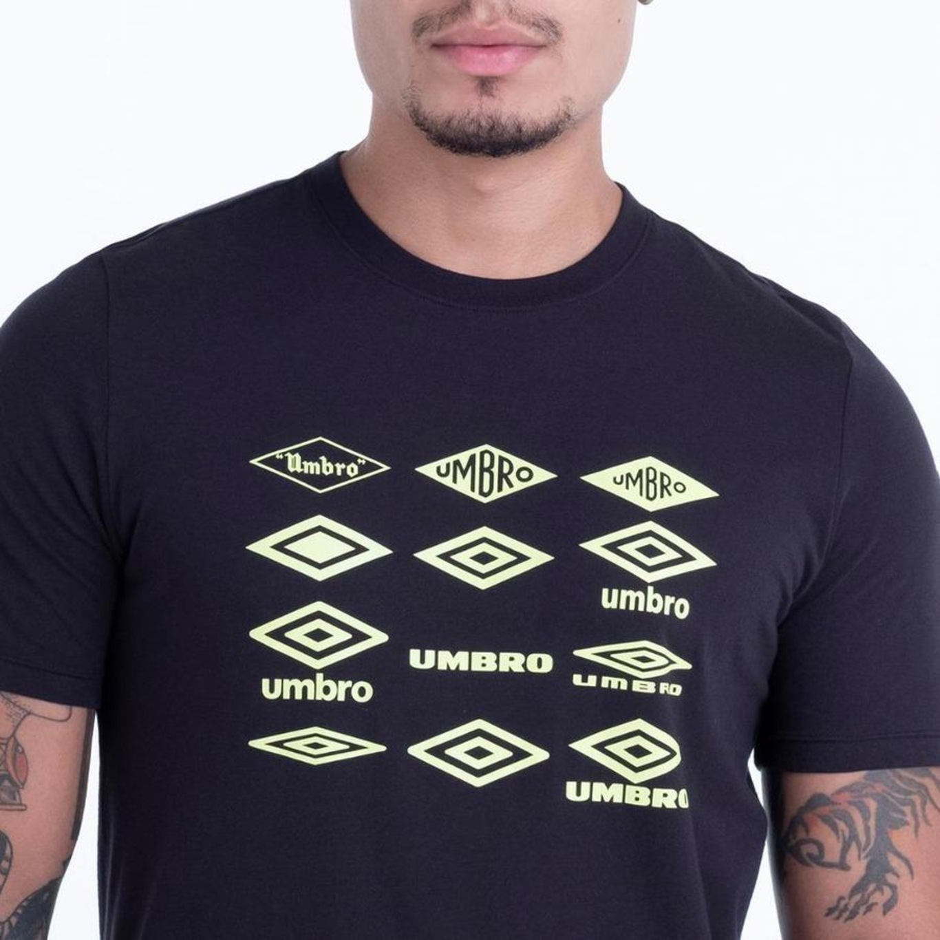 Camiseta Umbro Football Evolution - Masculina - Foto 5