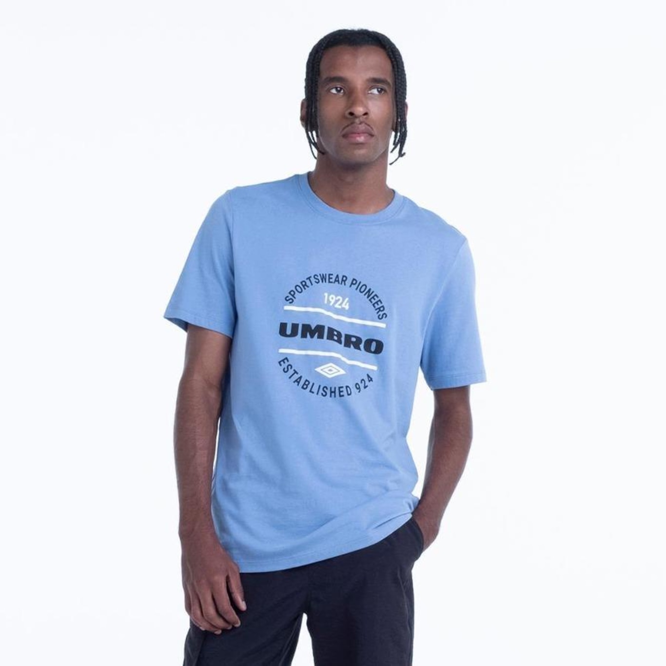 Camiseta Umbro Football Pioneers - Masculina - Foto 1