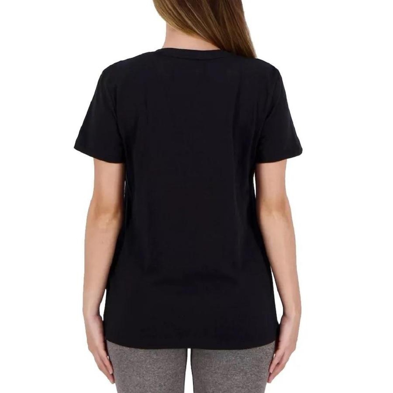 Camiseta Feminina Puma Manga Curta Essentials Logo Tee - Foto 2