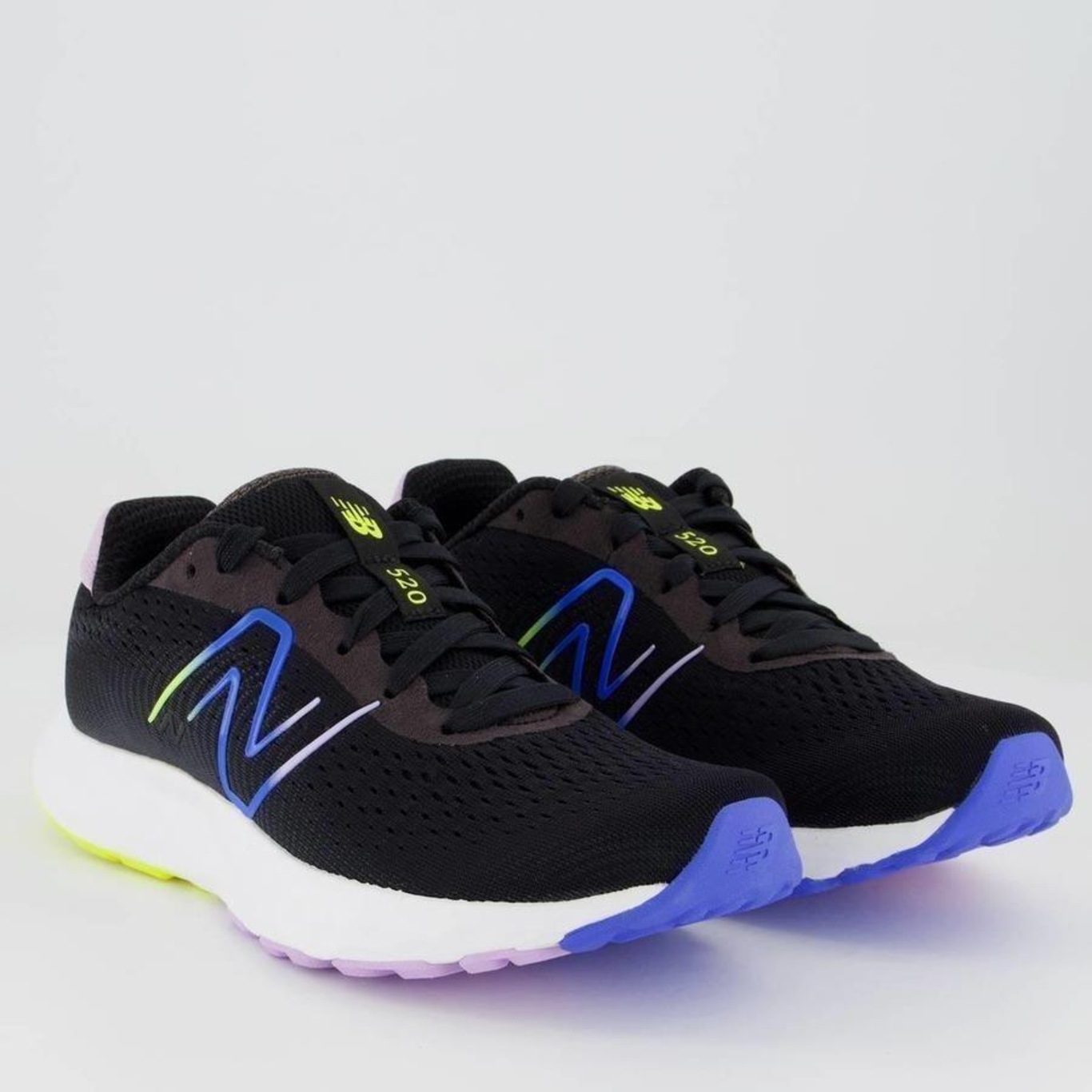 Tênis New Balance 520V8 - Feminino - Foto 2