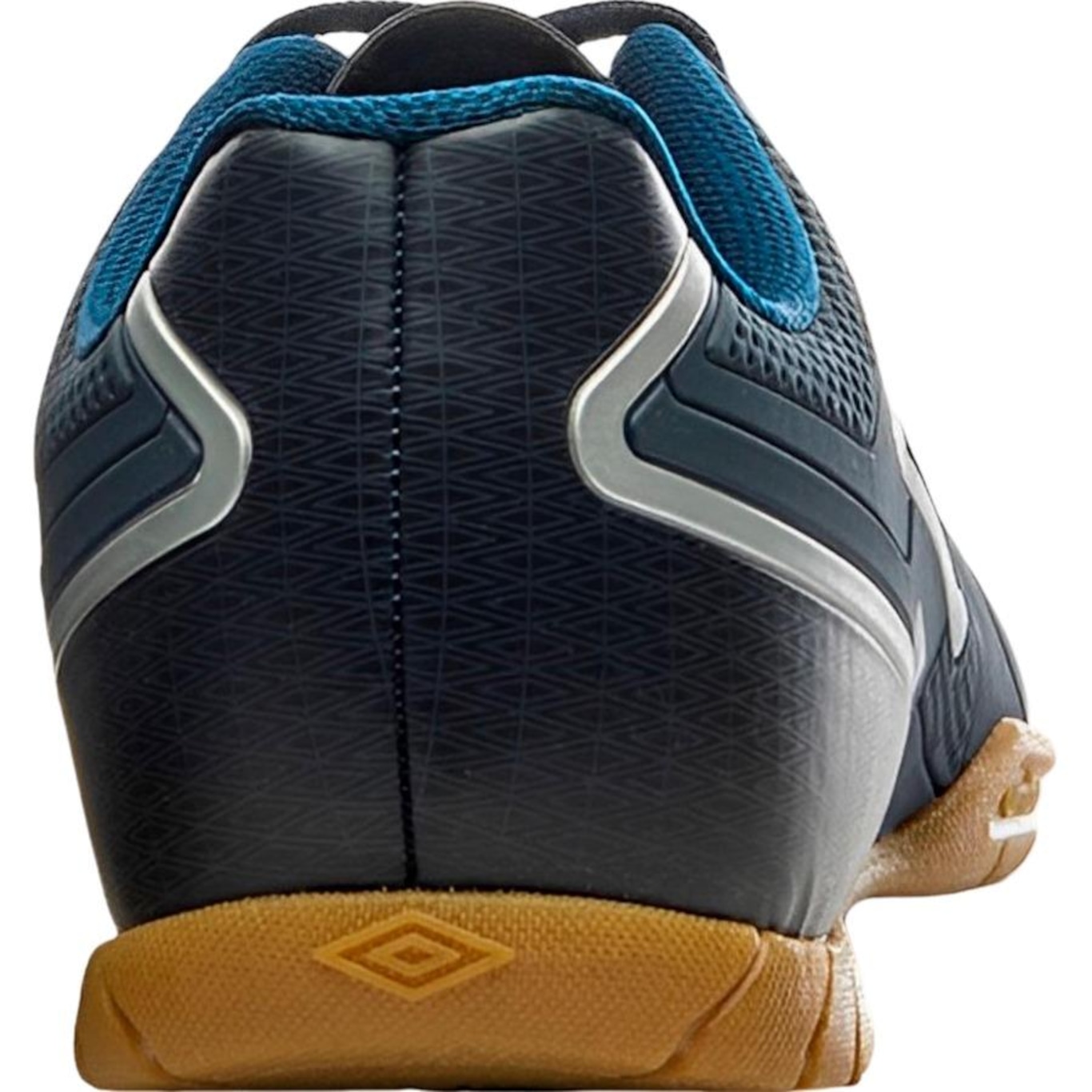 Chuteira Futsal Umbro Attak Eternal - Adulto - Foto 6