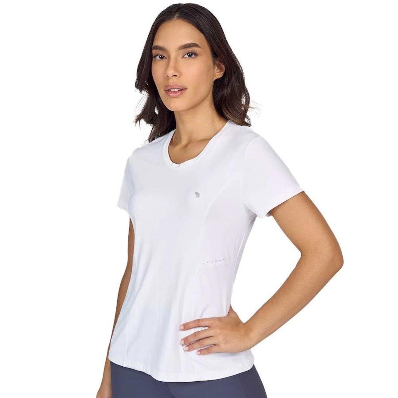 Camiseta Alto Giro Skin Fit - Feminina - Foto 3