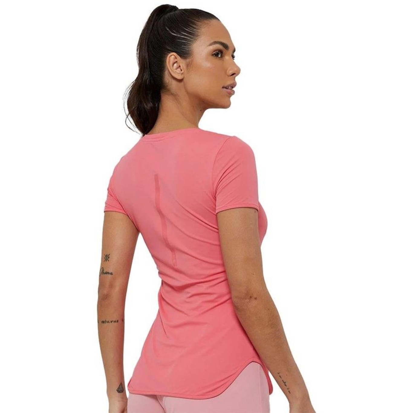 Camiseta Alto Giro T-Shirt - Feminina - Foto 2