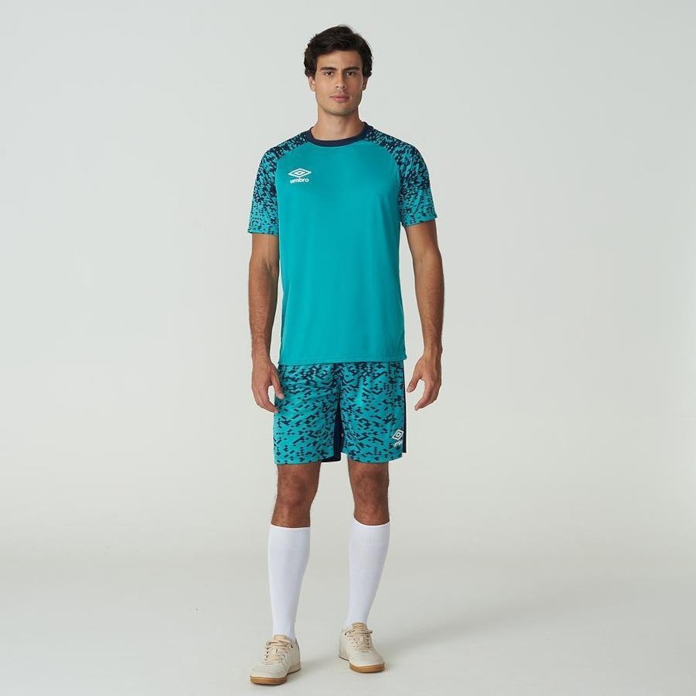 Camiseta Umbro Set - Masculina - Foto 4