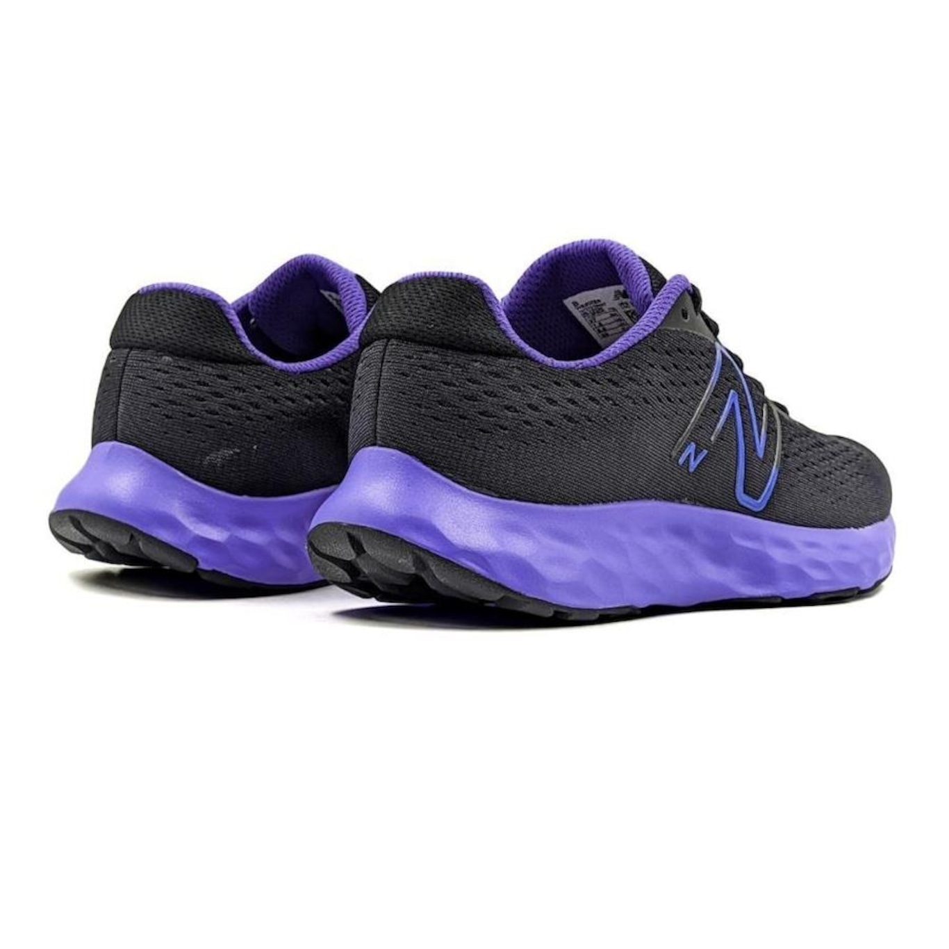 Tênis New Balance 520V8 - Feminino - Foto 4