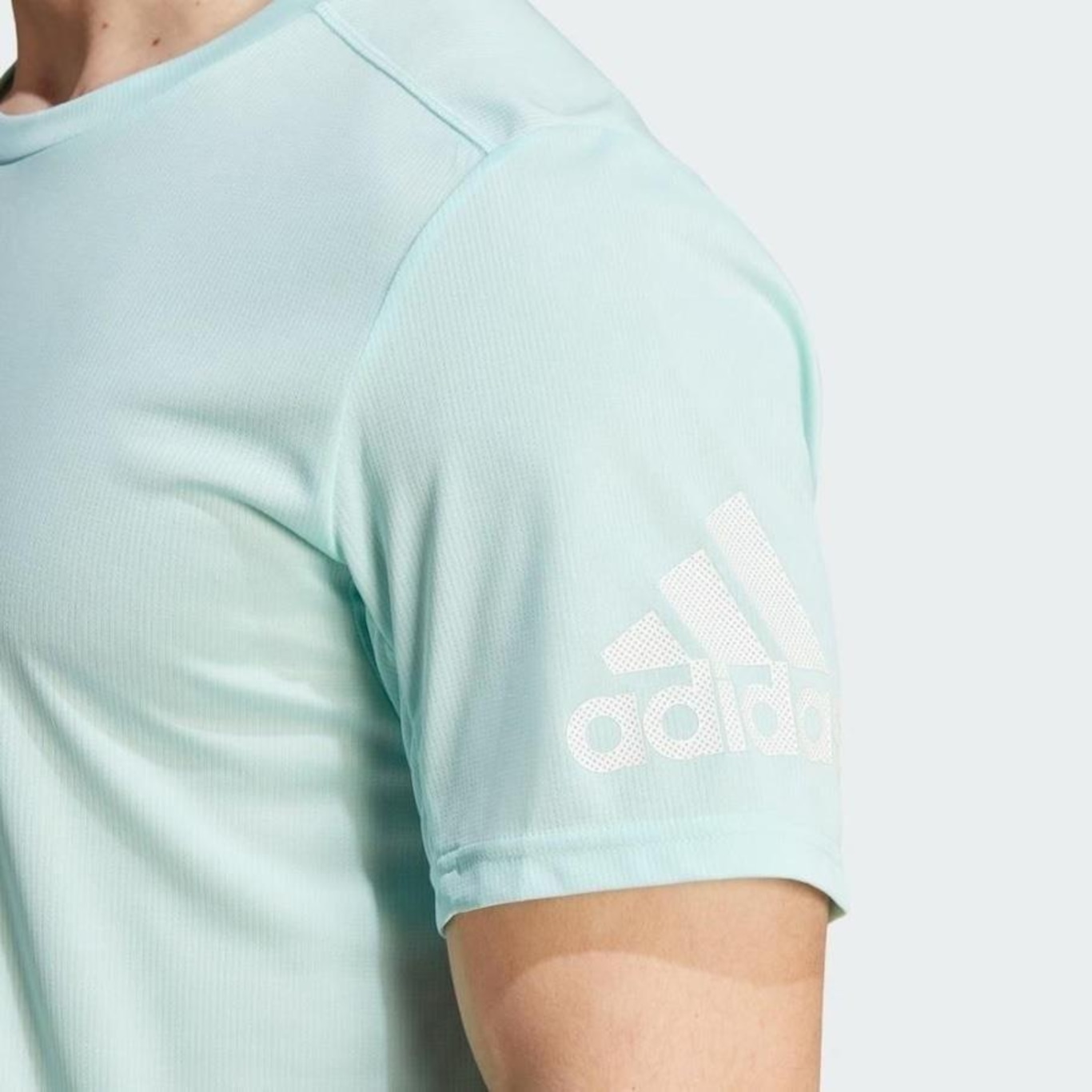 Camiseta adidas Run It - Masculina - Foto 4