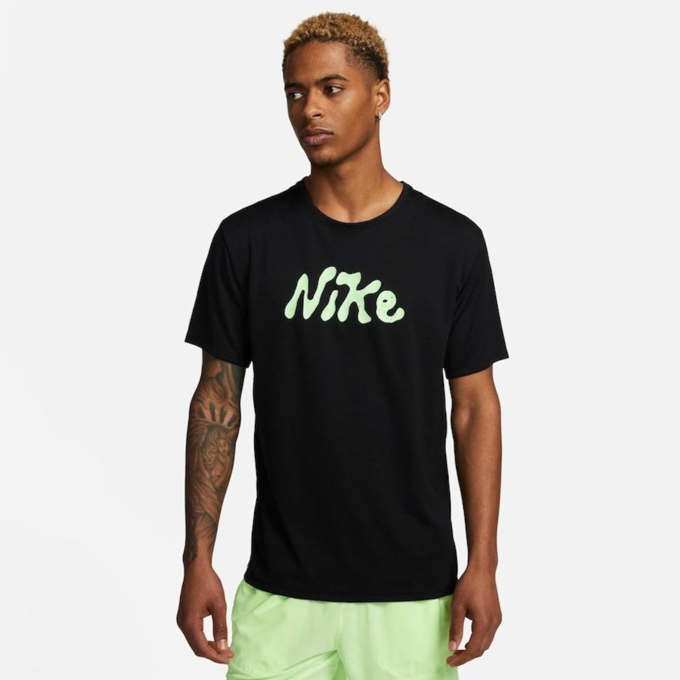 Camiseta Manga Longa Nike Dri-FIT Miler - Masculina em Promoção