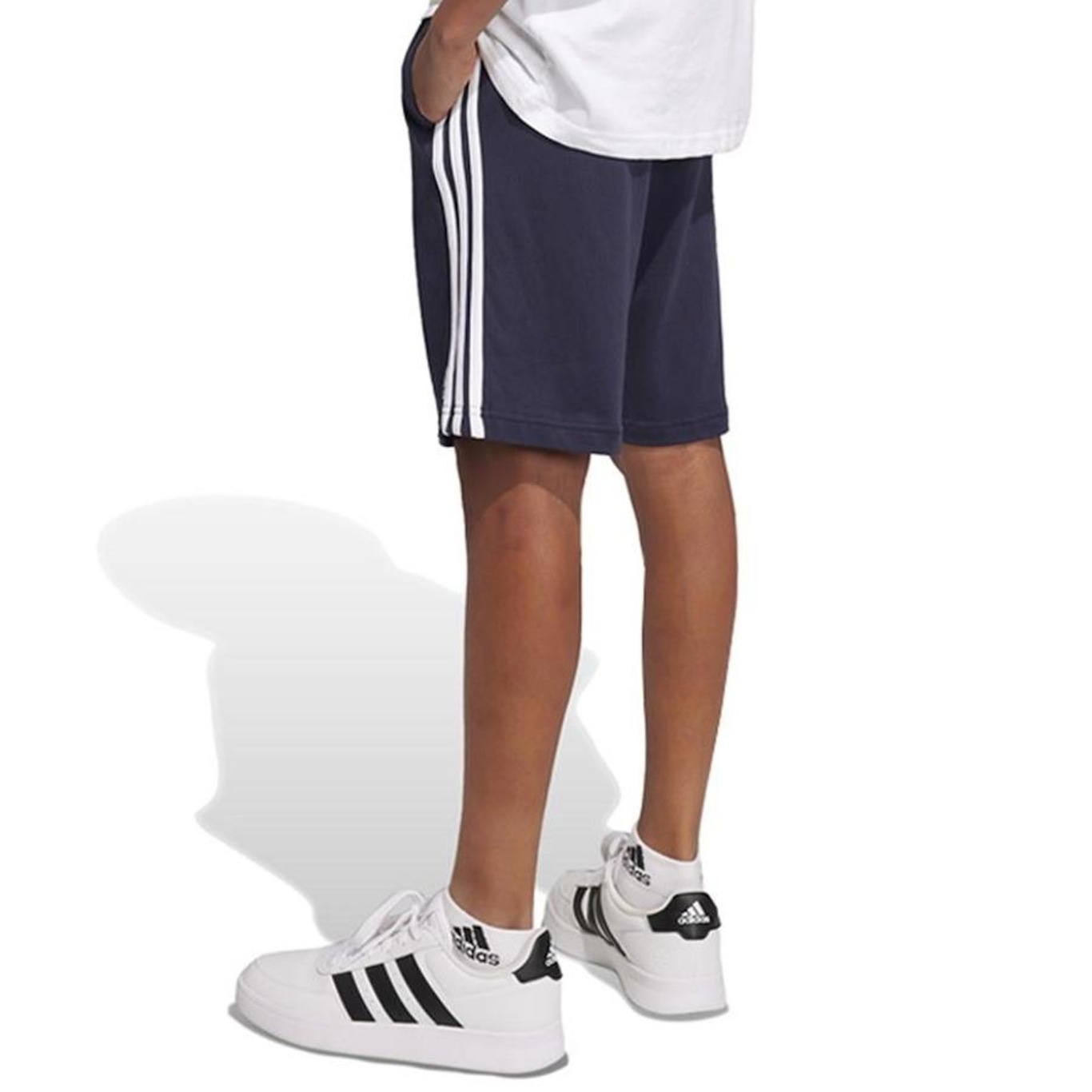 Shorts adidas Essentials 3-Stripes - Infantil - Foto 2