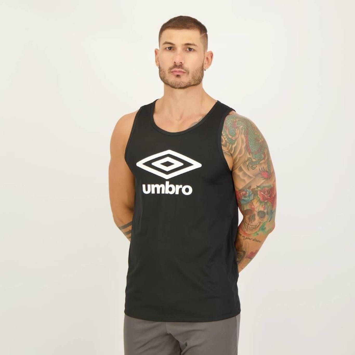 Camiseta Regata Umbro Essential Diamond - Masculina - Foto 2