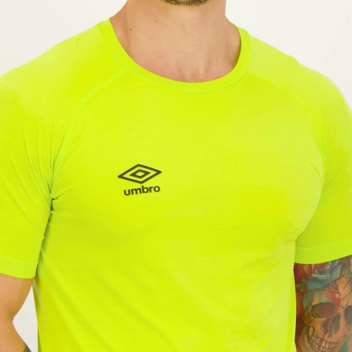 Camiseta Umbro Blend Tape - Masculina - Foto 4