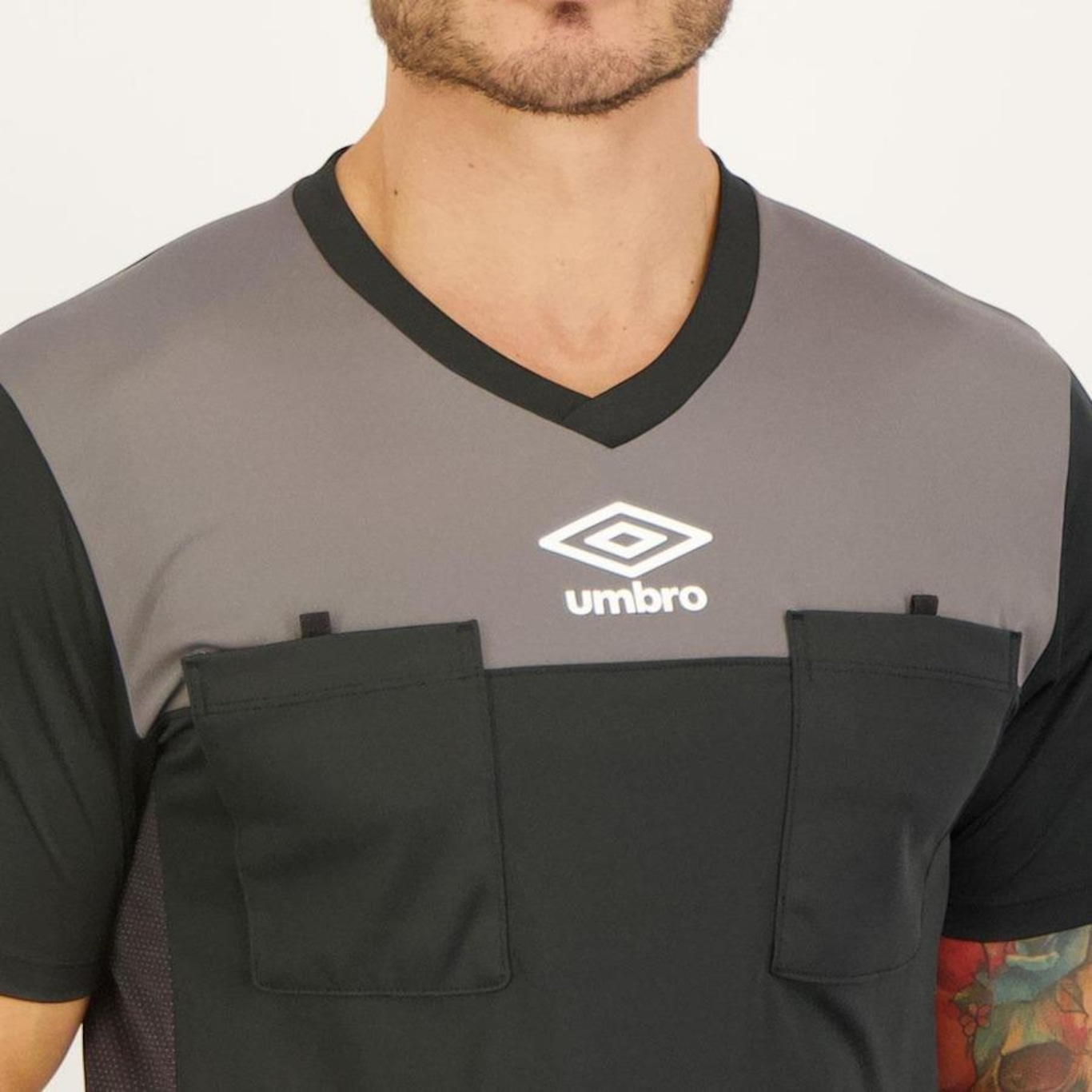 Camiseta Umbro Arbitro - Masculina - Foto 4