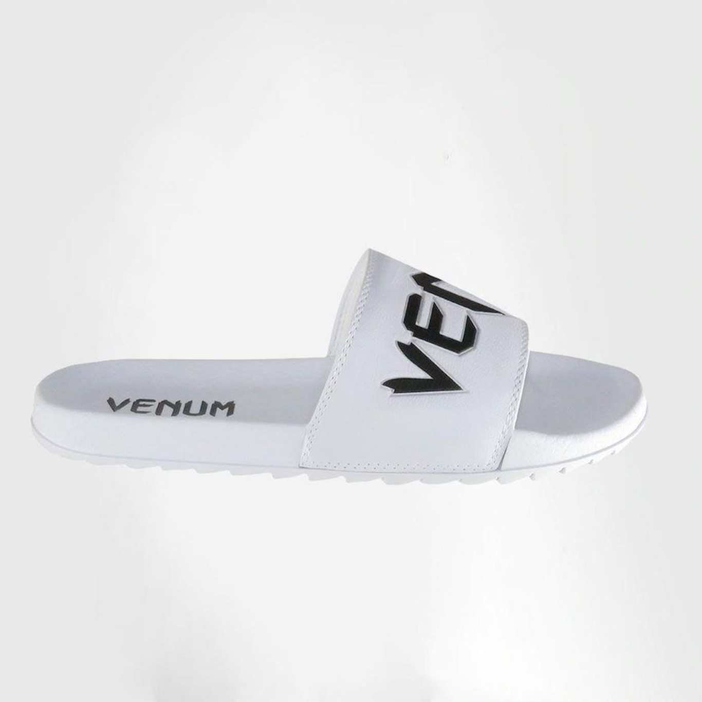 Chinelo Slide Venum Classic - Adulto - Foto 3