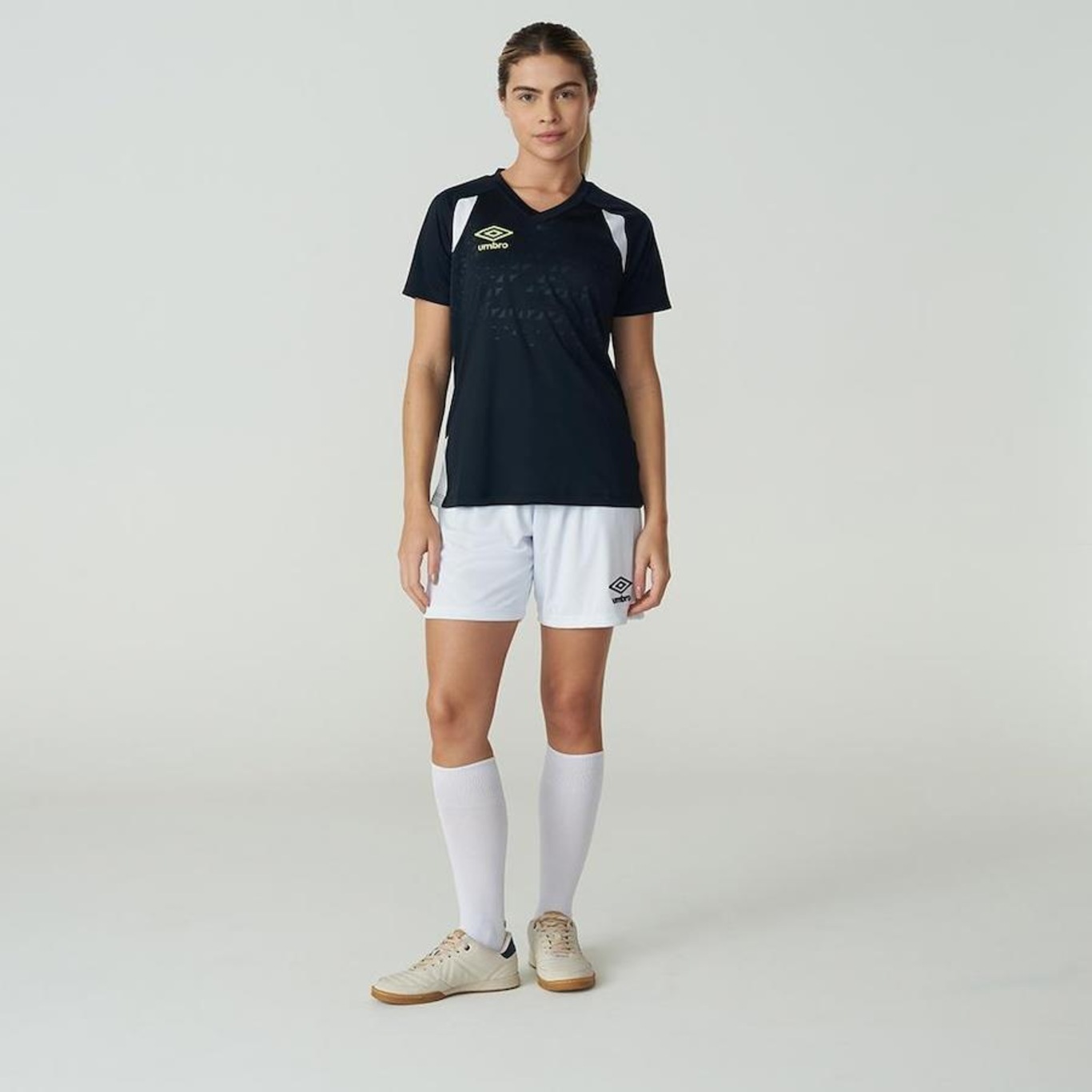 Calção Umbro Club - Feminino - Foto 4