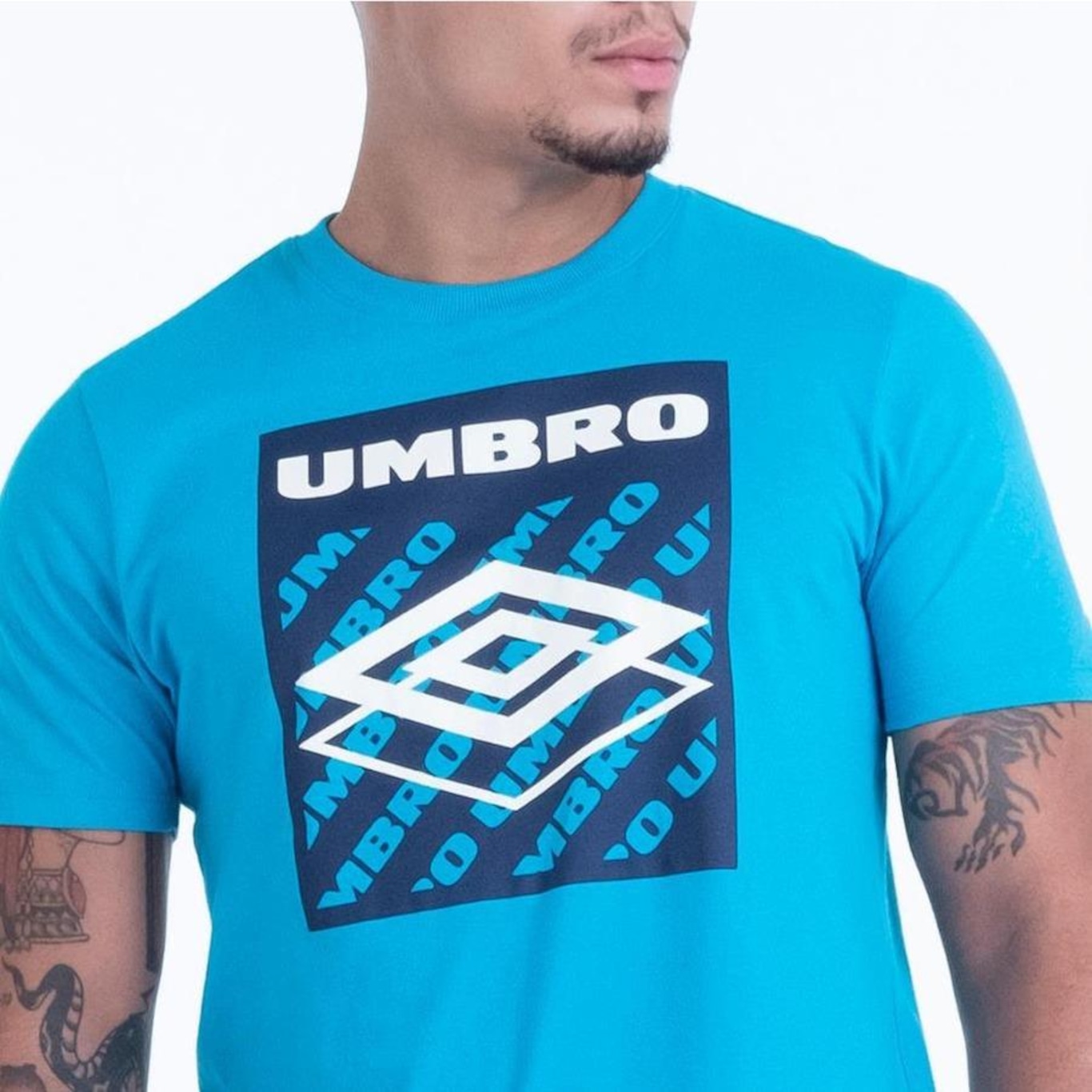 Camiseta Umbro Authentic Club - Masculina - Foto 5