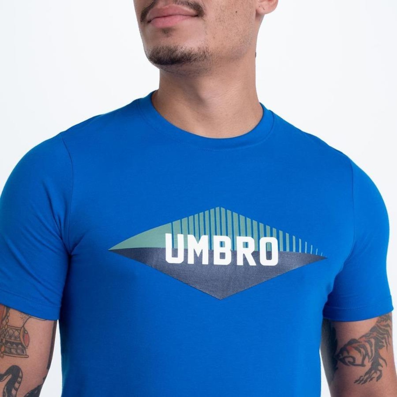 Camiseta Umbro College D Split - Masculina - Foto 3