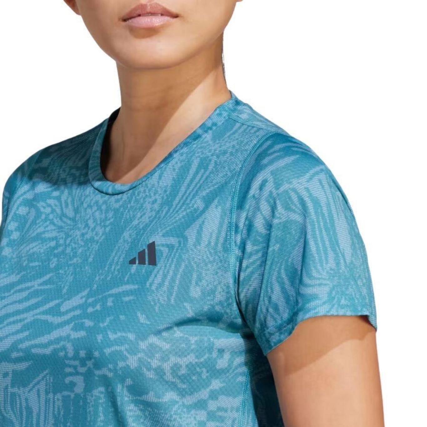 Camiseta adidas Estampada Run Icons 3 Bar - Feminina - Foto 3