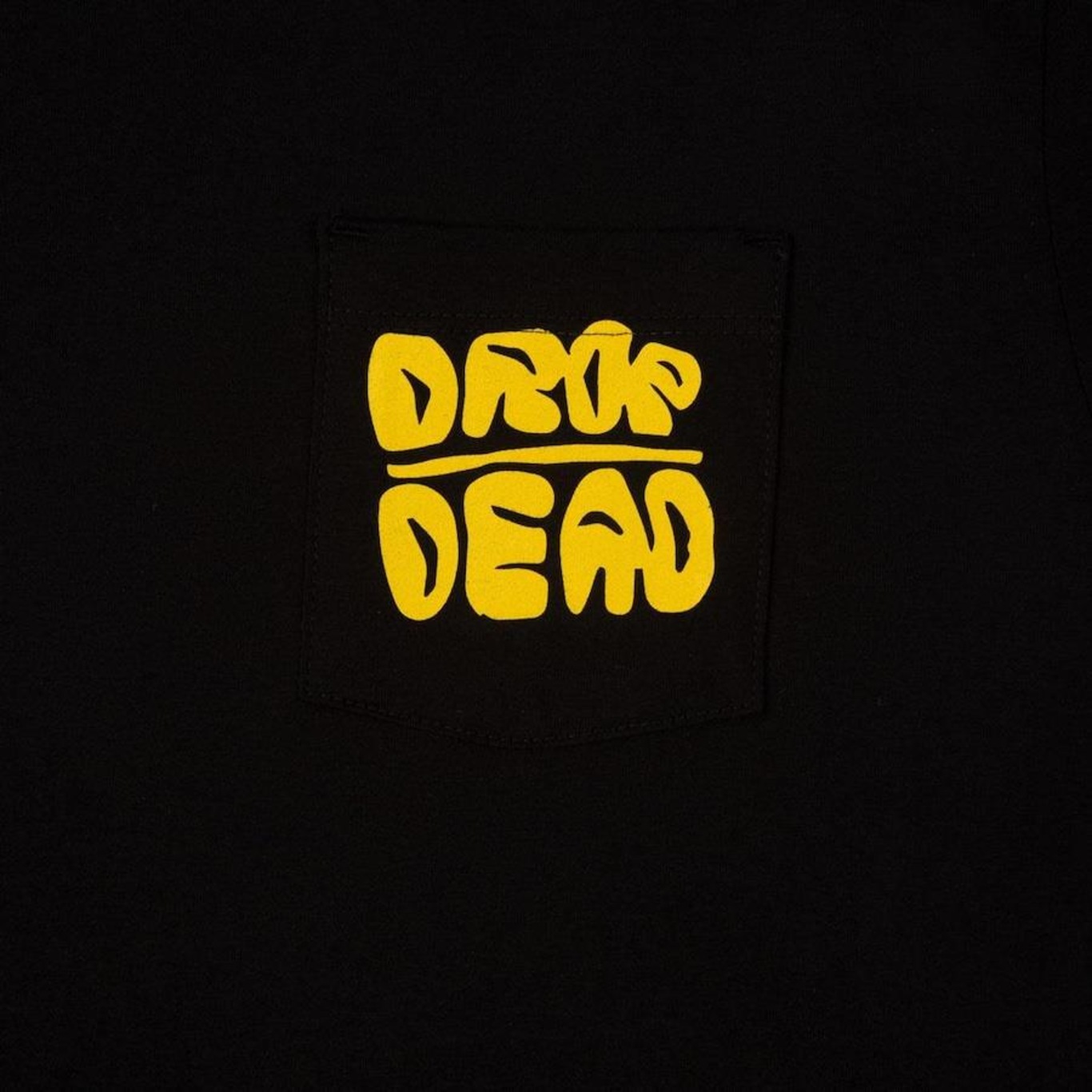 Camiseta Drop Dead Especial Na Mente - Masculina - Foto 2