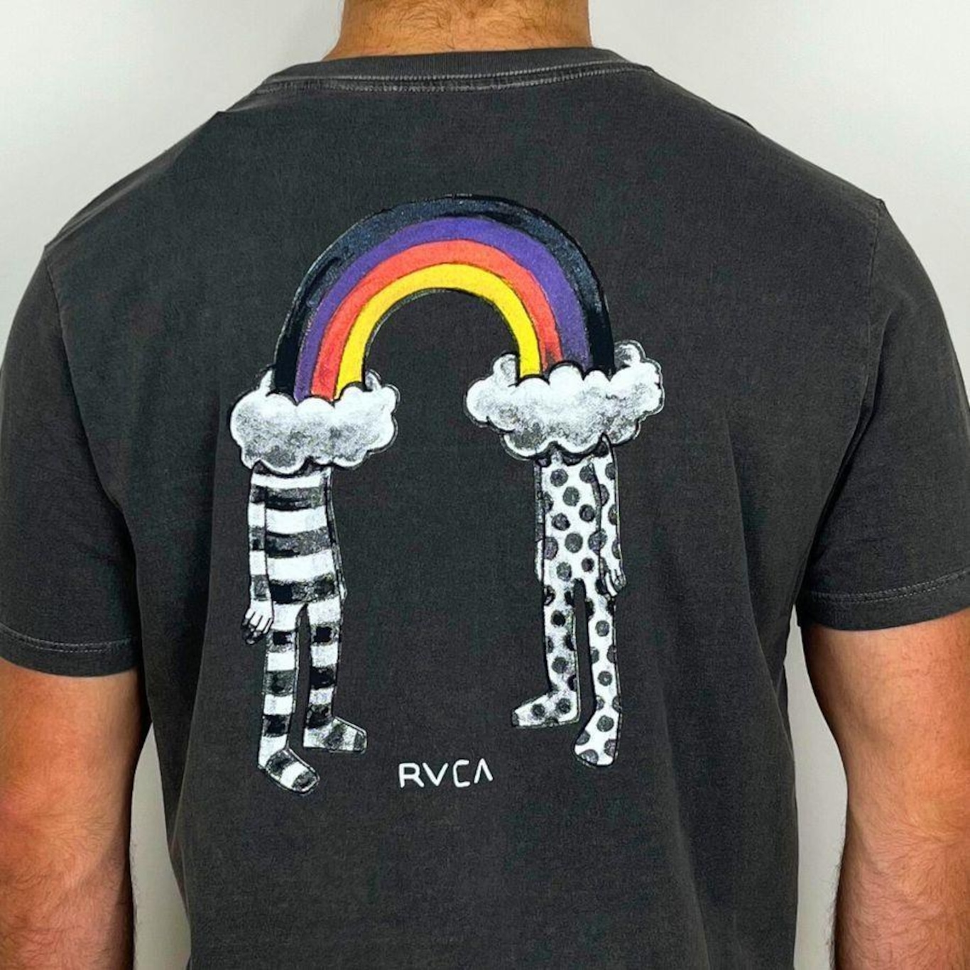 Camiseta RVCA Rainbow Connection - Masculina - Foto 3