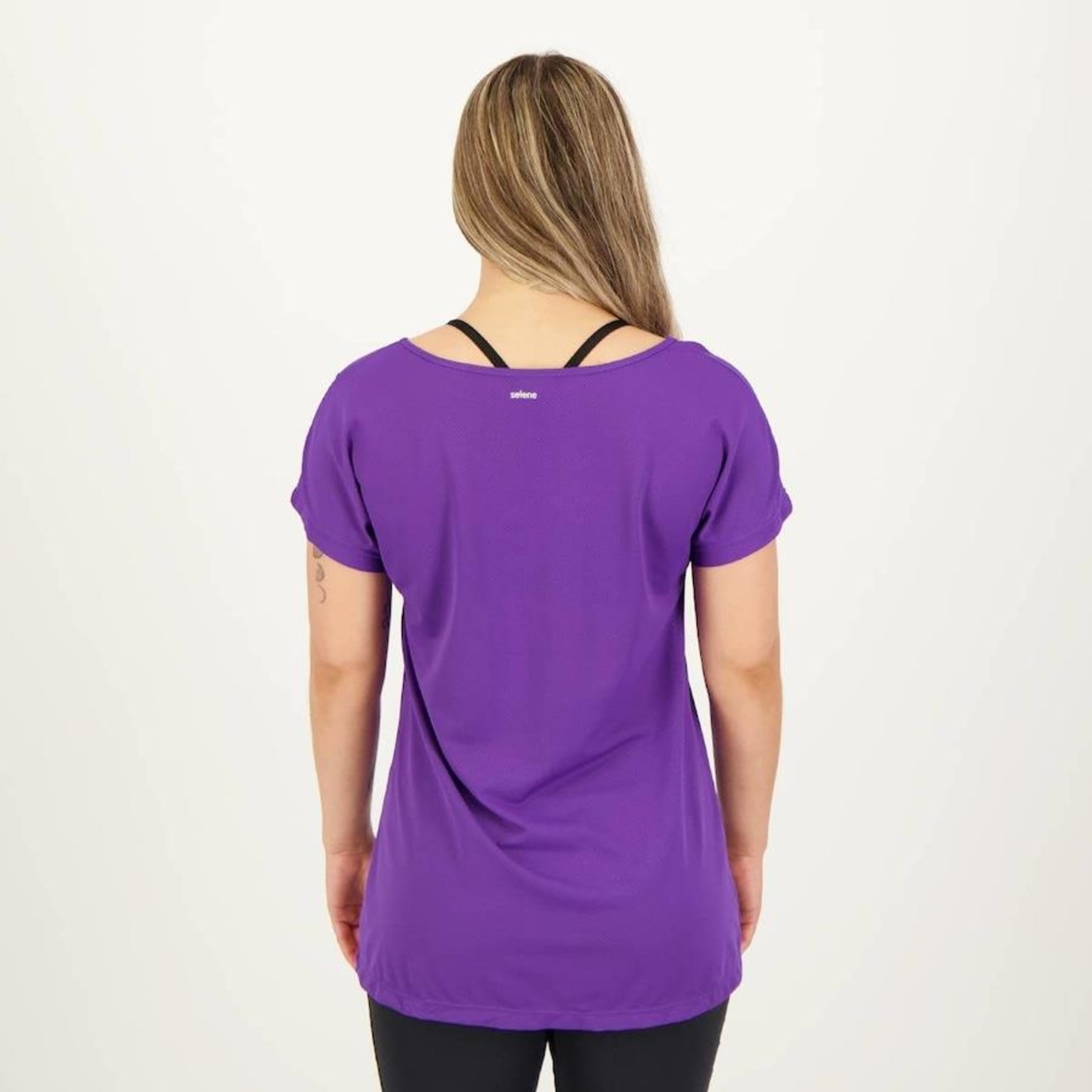 Camiseta Selene Dryfit Básica - Feminina - Foto 3