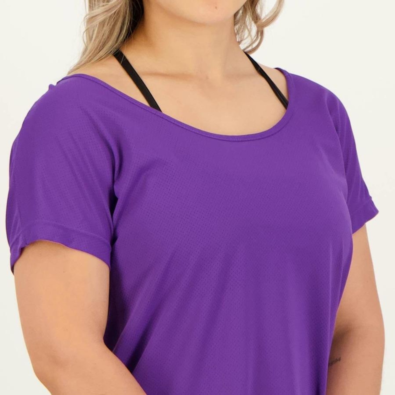 Camiseta Selene Dryfit Básica - Feminina - Foto 4