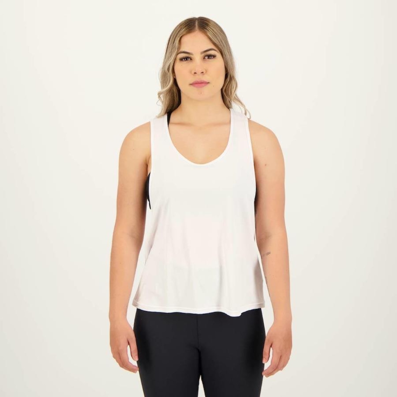 Camiseta Regata Selene Cavada - Feminina - Foto 1