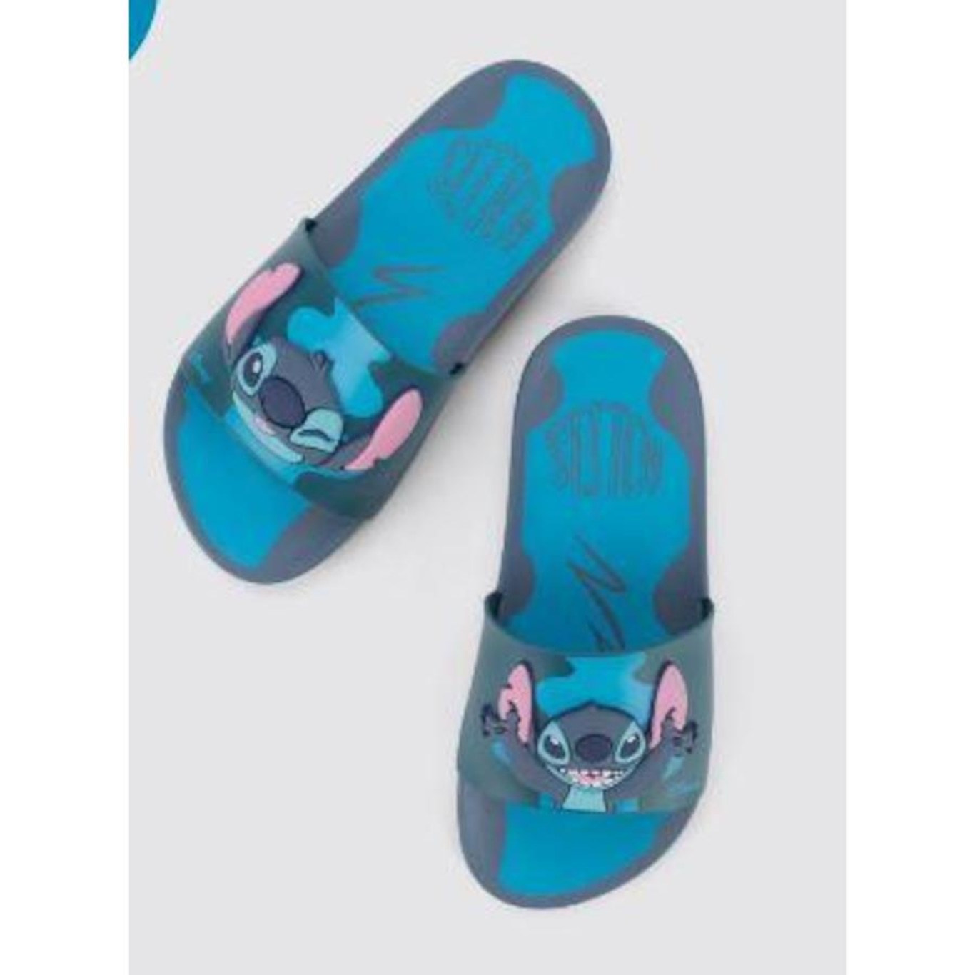 Chinelo Grendene Disney Mania Gaspea Slide - Infantil - Foto 4