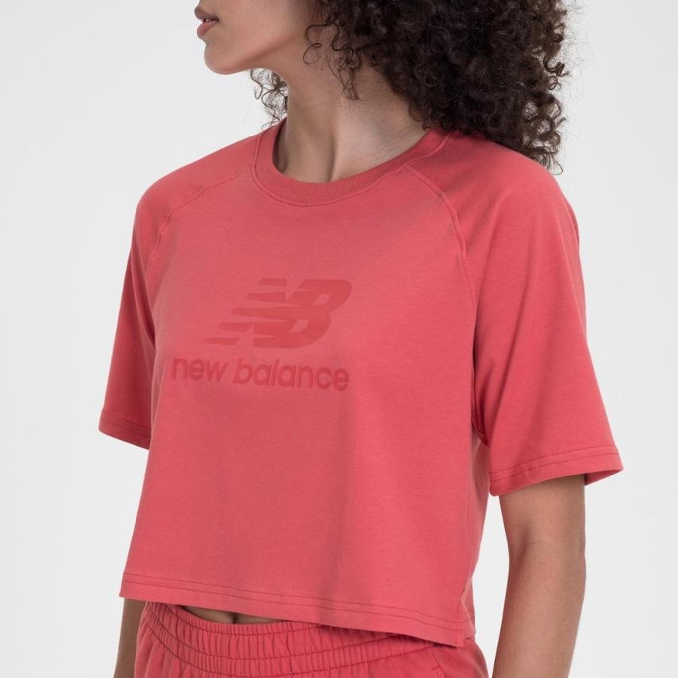 Blusa Cropped New Balance Essentials - Feminina - Foto 5