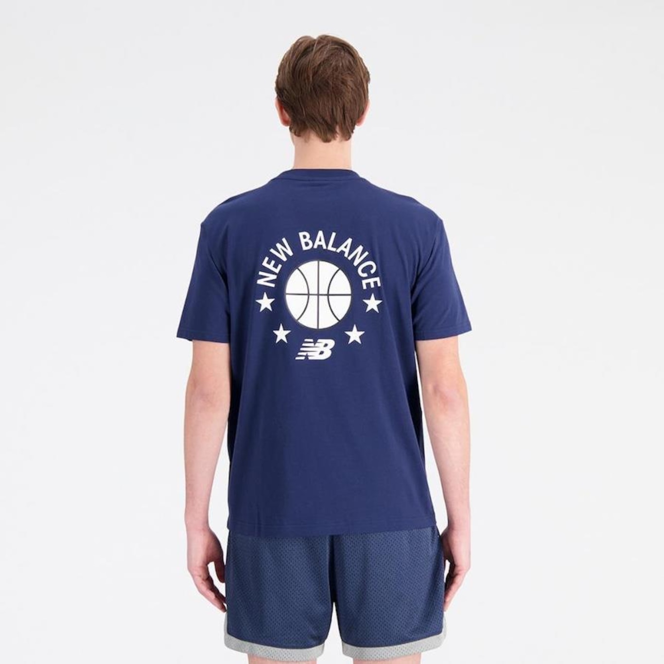 Camiseta New Balance Hoops - Masculina - Foto 3