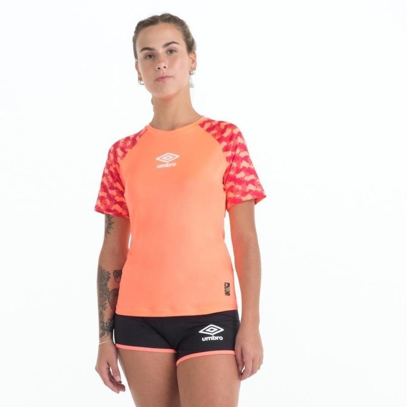 Camiseta Umbro Graphic Camuflage - Feminina - Foto 1