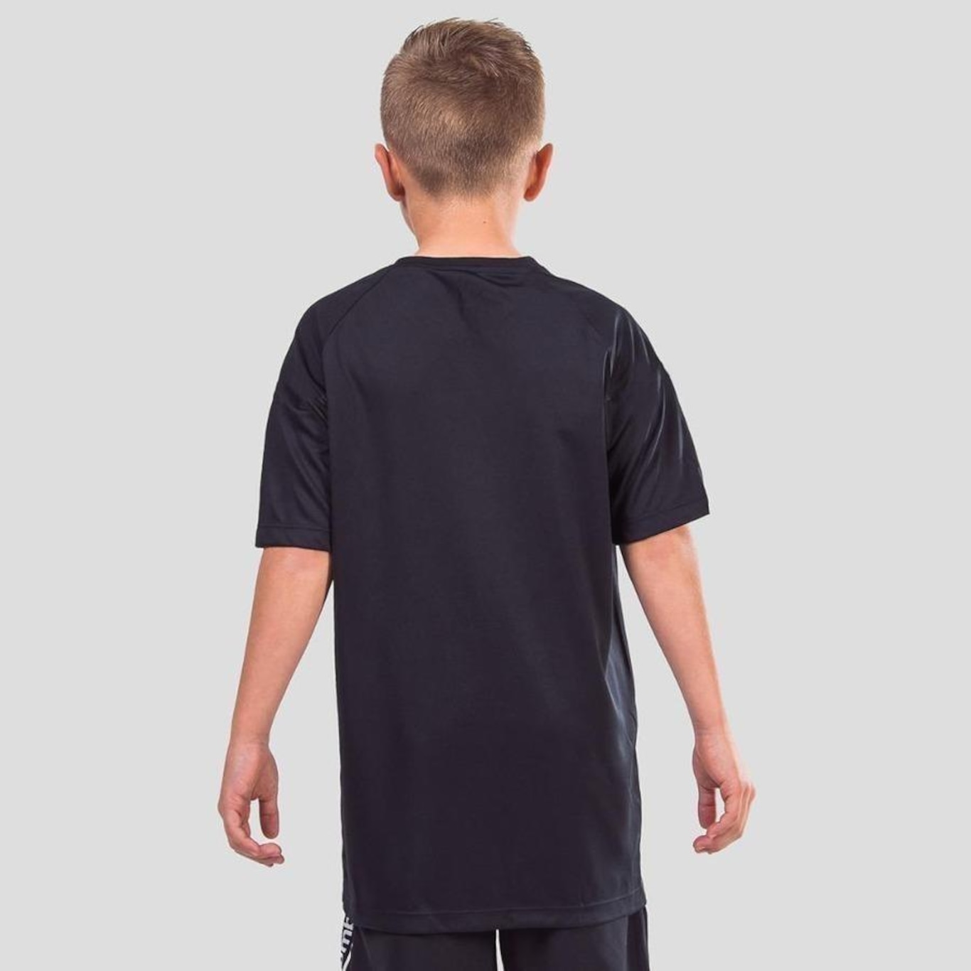 Camiseta Umbro Basic Uv - Infantil - Foto 2