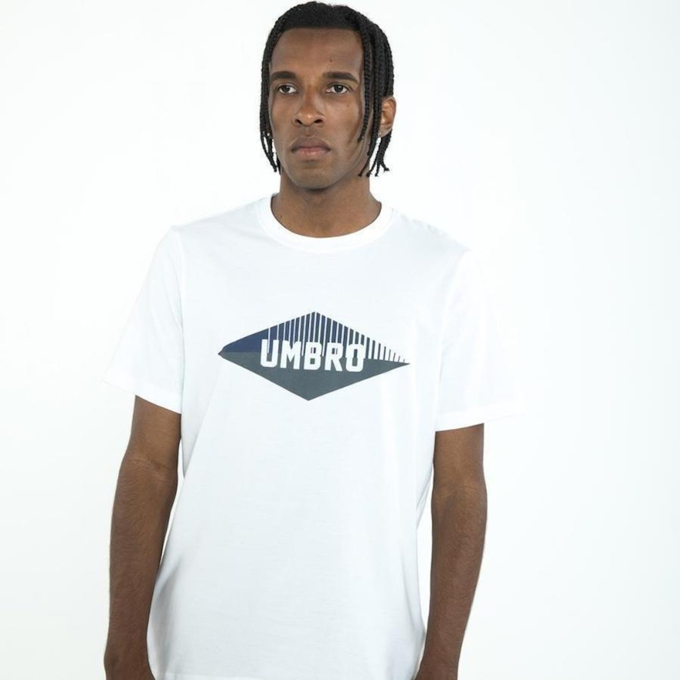 Camiseta Umbro College D Split - Masculina - Foto 5