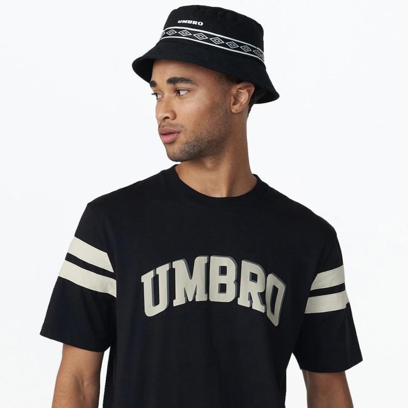 Camiseta Umbro College Concept - Unissex - Foto 3