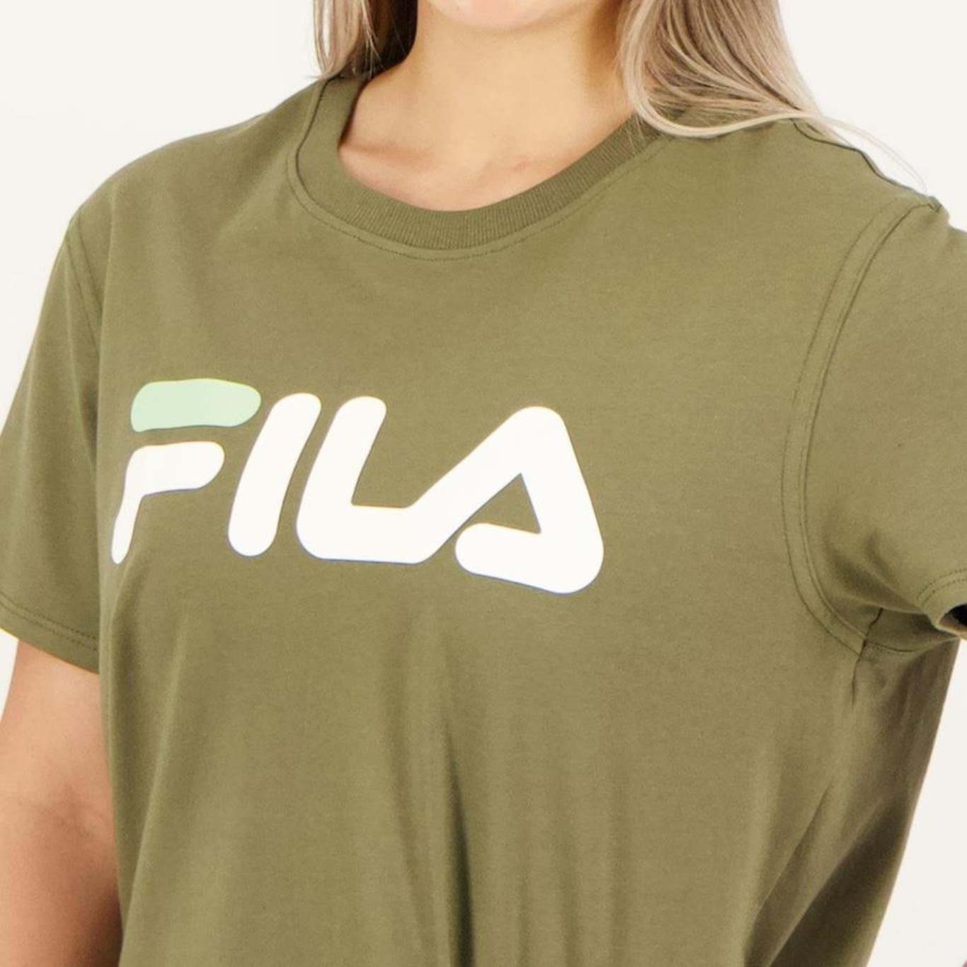 Camiseta Fila Letter Premium Ii - Feminina - Foto 4