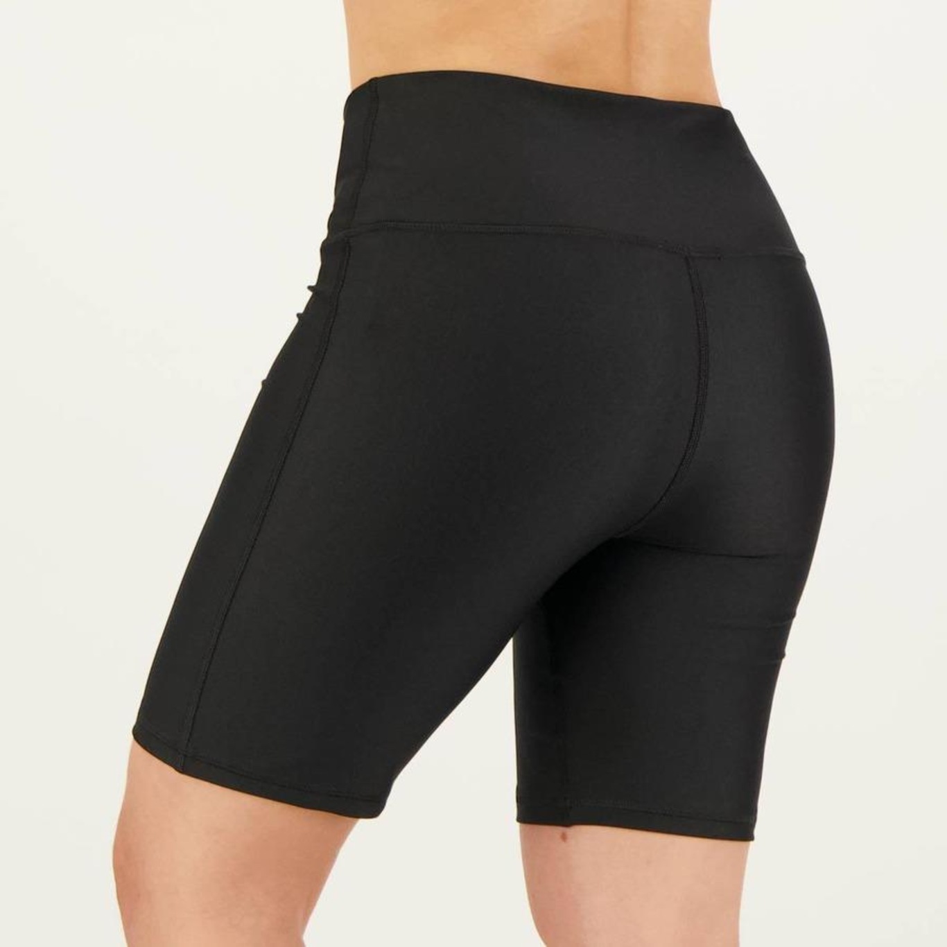 Shorts Under Armour Bike - Feminino - Foto 3