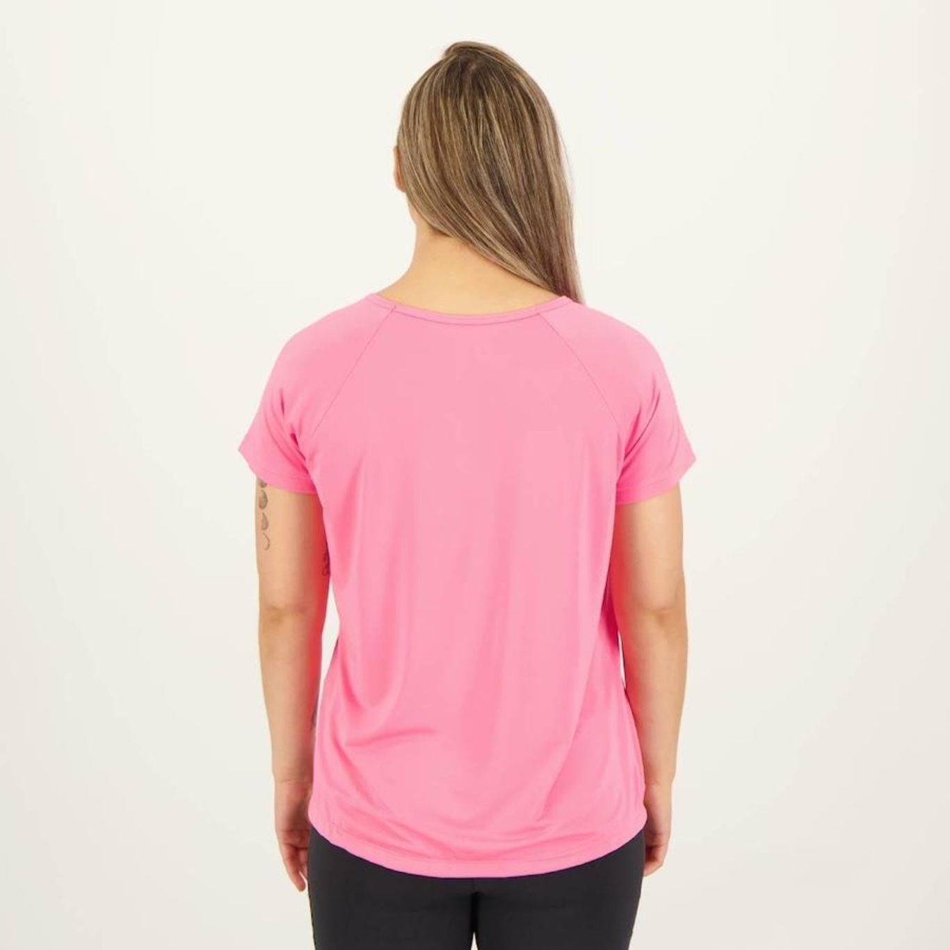 Camiseta Selene Dryfit Básica - Feminina - Foto 3