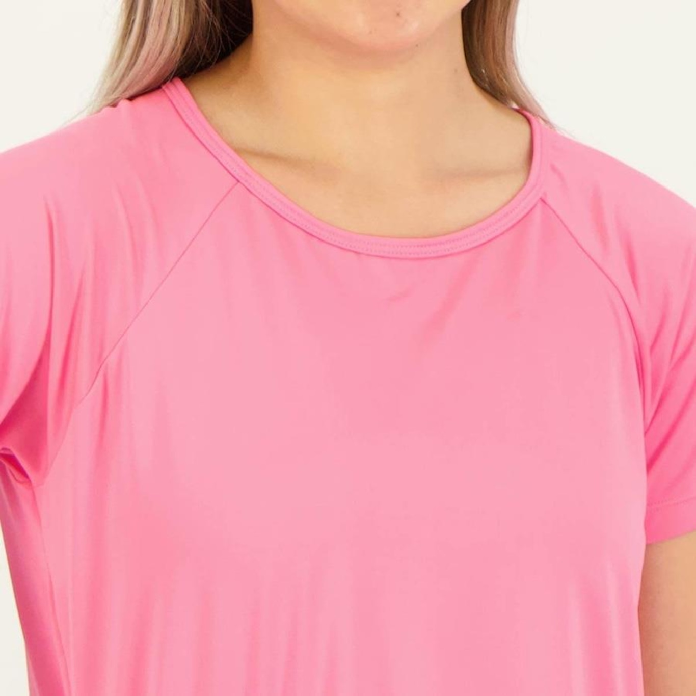 Camiseta Selene Dryfit Básica - Feminina - Foto 4