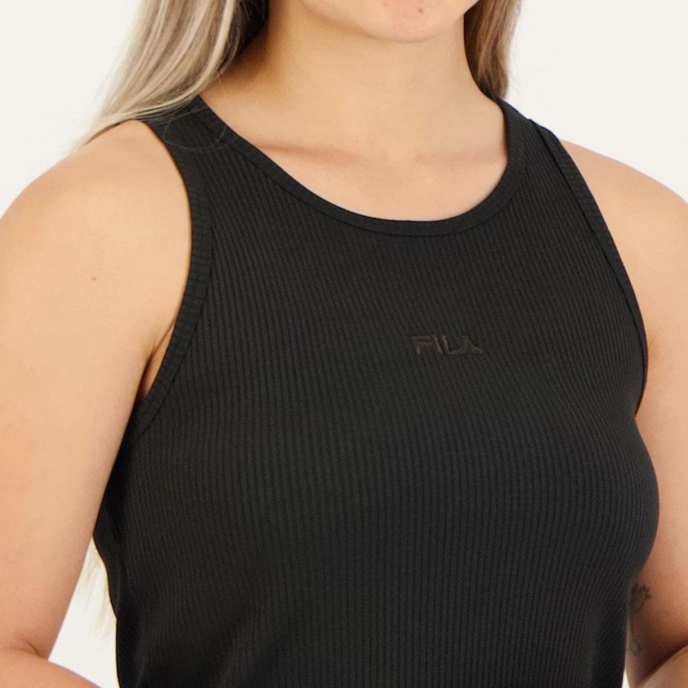 Camiseta Regata Fila Basic - Feminina - Foto 4