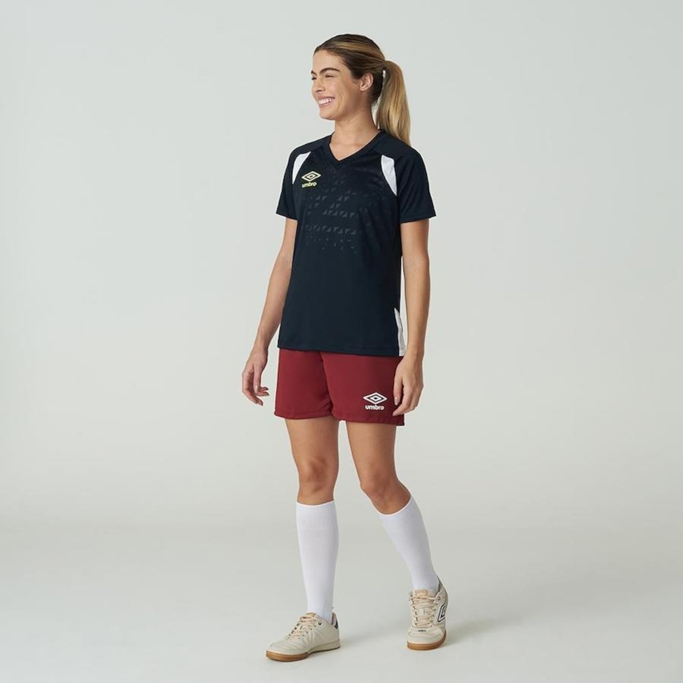 Calção Umbro Club - Feminino - Foto 3