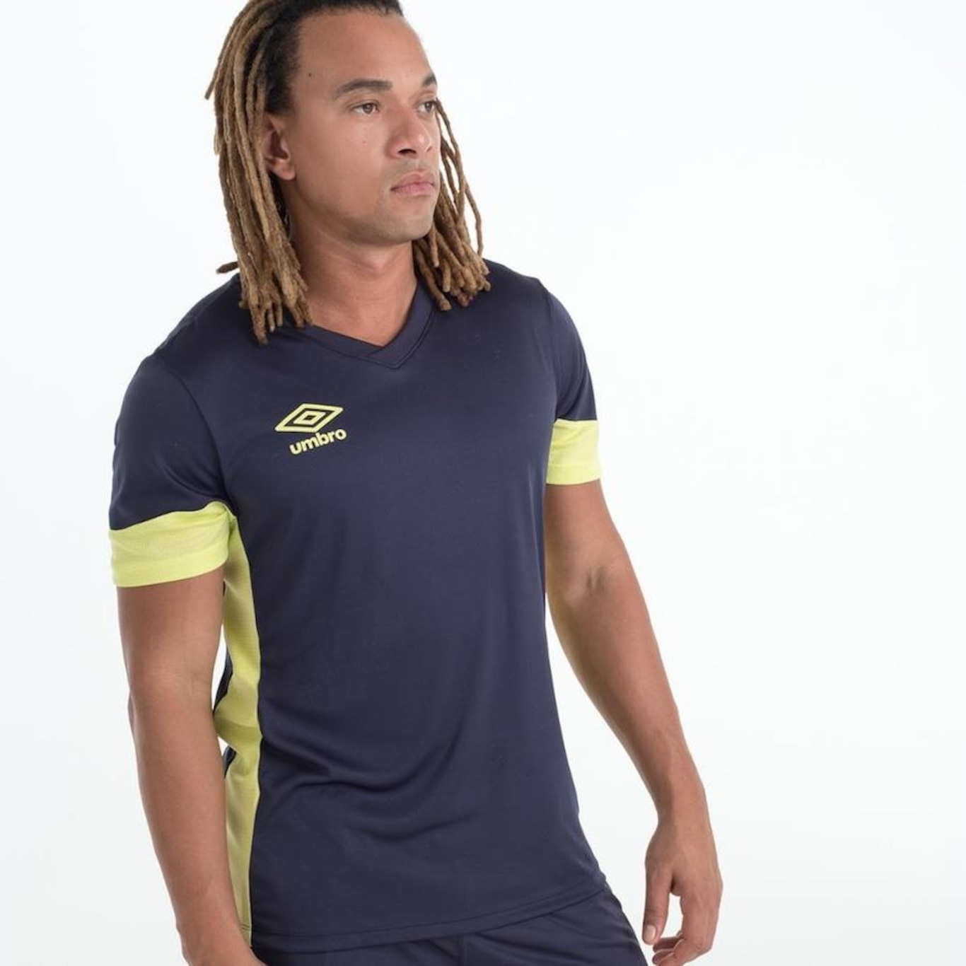 Camiseta Umbro Core - Masculina - Foto 4