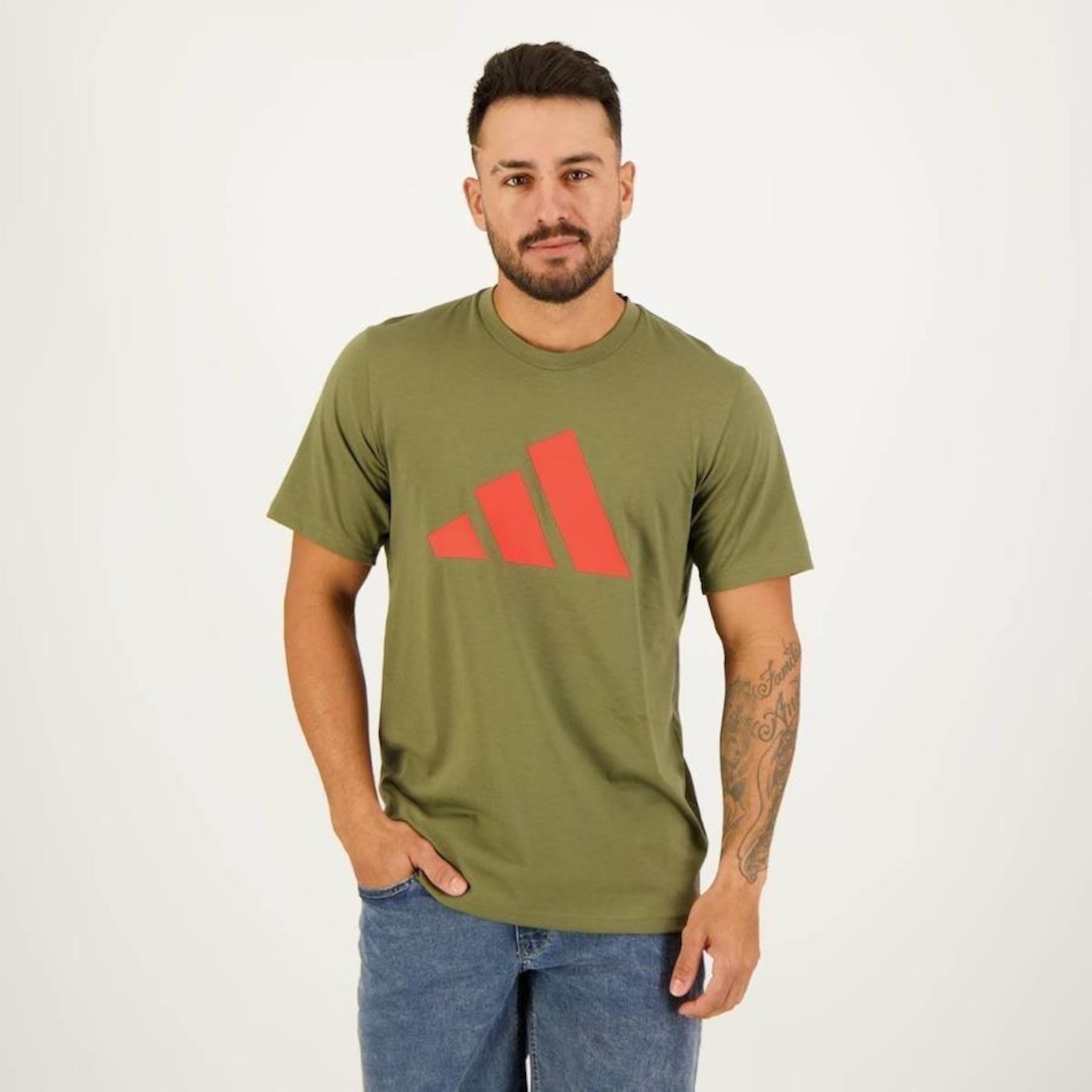 Camiseta adidas Essentials Logo - Masculina - Foto 1