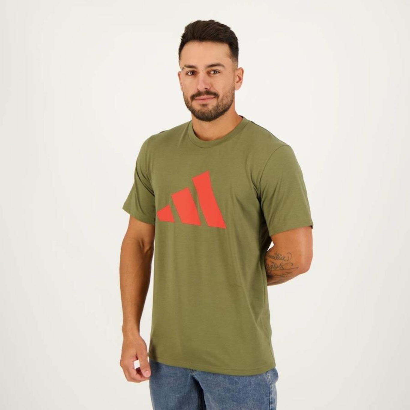 Camiseta adidas Essentials Logo - Masculina - Foto 2